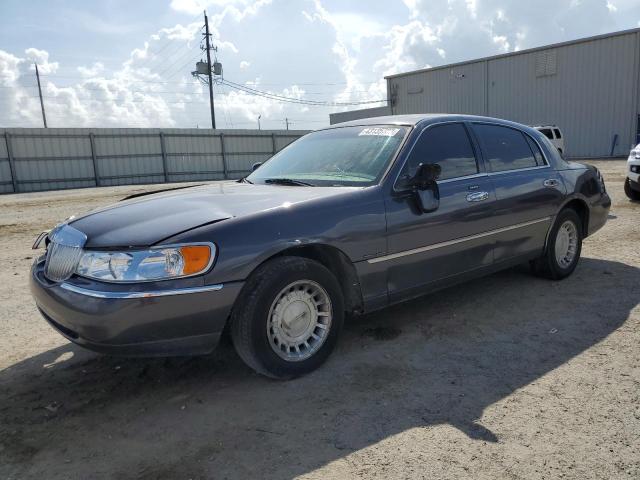 Photo 1 from auction – 2001 LINCOLN TOWN CAR E with VIN 1LNHM81W21Y647216