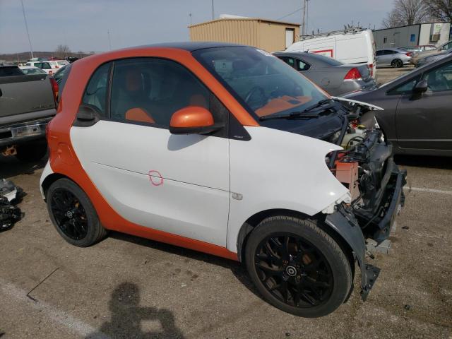 Photo 4 from auction – 2016 SMART FORTWO with VIN WMEFJ5DA7GK054385
