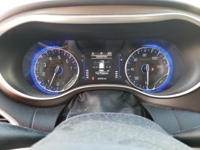 Photo 9 from auction – 2018 CHRYSLER PACIFICA T with VIN 2C4RC1DG1JR236434