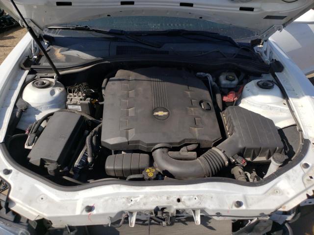 Photo 11 from auction – 2015 CHEVROLET CAMARO LS with VIN 2G1FB1E3XF9302481