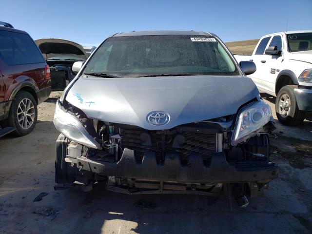 Photo 5 from auction – 2016 TOYOTA SIENNA XLE with VIN 5TDDK3DC3GS134493
