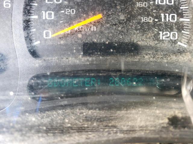 Photo 9 from auction – 2003 CHEVROLET SILVERADO with VIN 2GCEC19V831376813