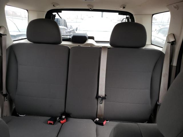 Photo 10 from auction – 2010 FORD ESCAPE XLS with VIN 1FMCU0C76AKD05255