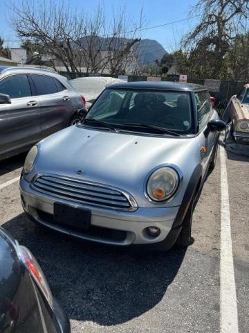 Photo 2 from auction – 2009 MINI COOPER with VIN WMWMF33579TW79640