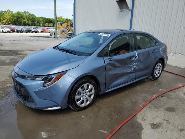 TOYOTA COROLLA LE 2022 with VIN JTDEPMAE9NJ215994 - Photo from auction