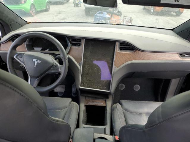 Photo 8 from auction – 2021 TESLA MODEL X with VIN 5YJXCBE2XMF324558