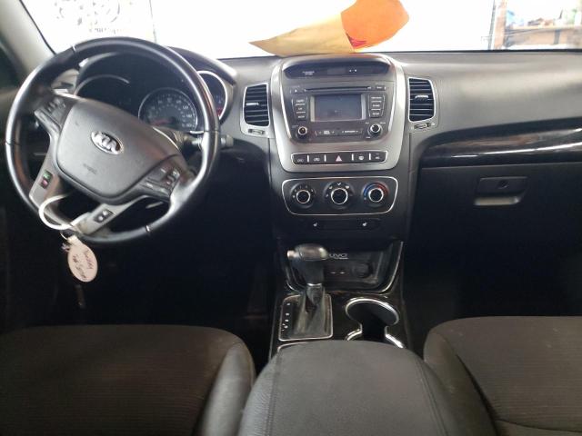 Photo 8 from auction – 2014 KIA SORENTO LX with VIN 5XYKT3A69EG454950
