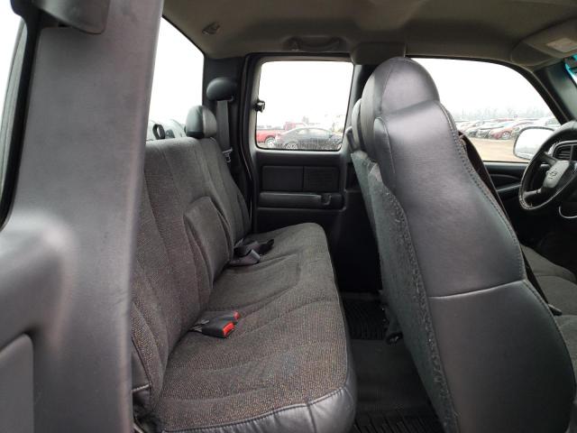Photo 10 from auction – 2002 CHEVROLET SILVERADO with VIN 1GCEK19V72E259739