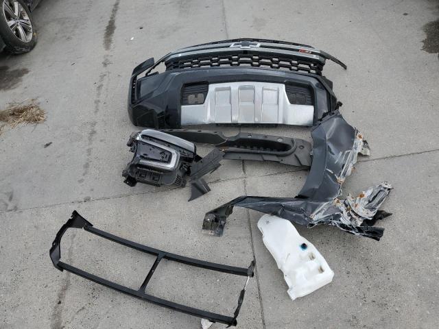 Photo 13 from auction – 2022 CHEVROLET SUBURBAN K with VIN 1GNSKDKD3NR264155