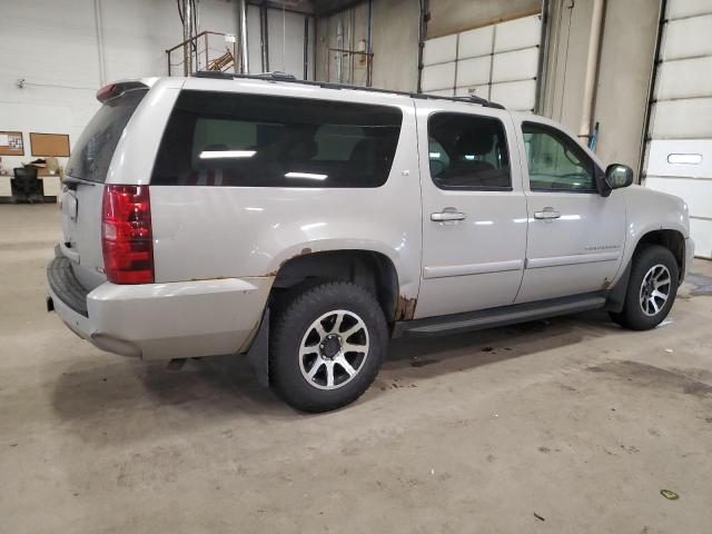 Photo 3 from auction – 2007 CHEVROLET SUBURBAN K with VIN 1GNFK16387J200602