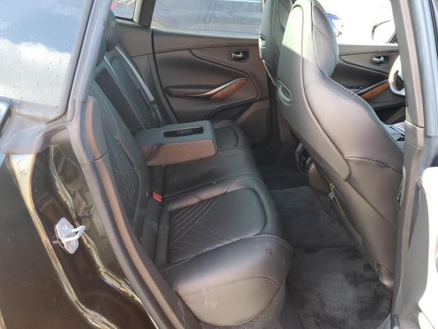 Photo 11 from auction – 2021 ASTON MARTIN DBX with VIN SCFVUJAW1MTV03612