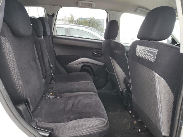 Photo 11 from auction – 2010 MITSUBISHI OUTLANDER with VIN JA4AS2AW6AZ607170