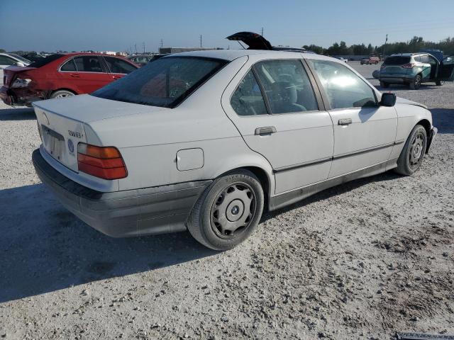 Photo 3 from auction – 1994 BMW 318 I AUTO with VIN WBACA6328RFK63435