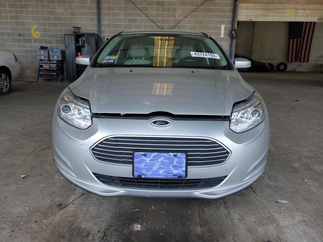 Photo 5 from auction – 2014 FORD FOCUS BEV with VIN 1FADP3R43EL151821