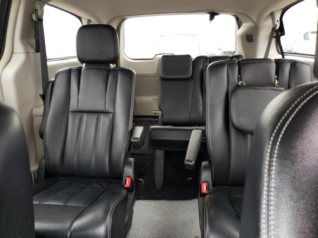 Photo 10 from auction – 2014 CHRYSLER TOWN & COU with VIN 2C4RC1BG8ER395797