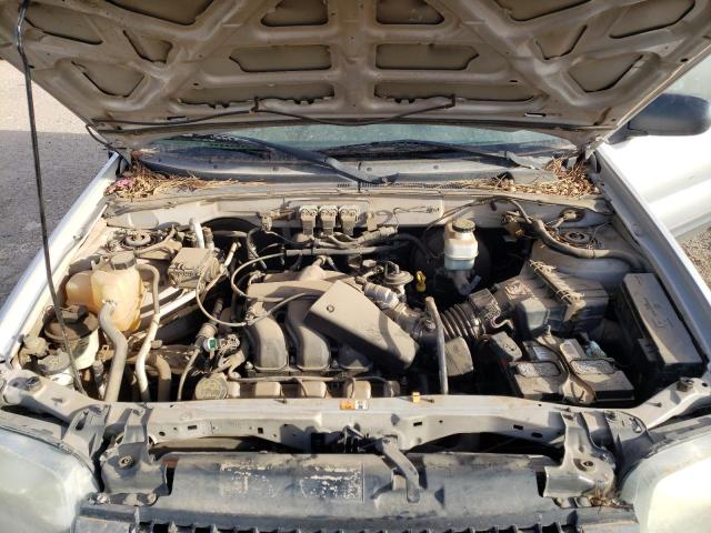 Photo 12 from auction – 2005 FORD ESCAPE XLT with VIN 1FMYU93115KC92538