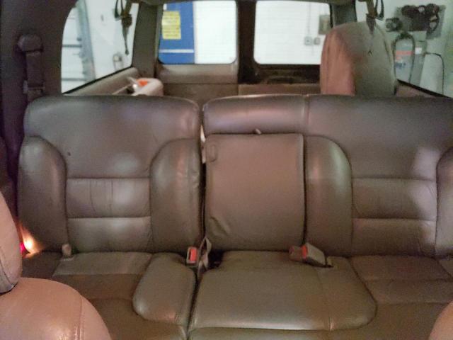Photo 10 from auction – 1995 GMC SUBURBAN K with VIN 1GKFK16K7SJ770832