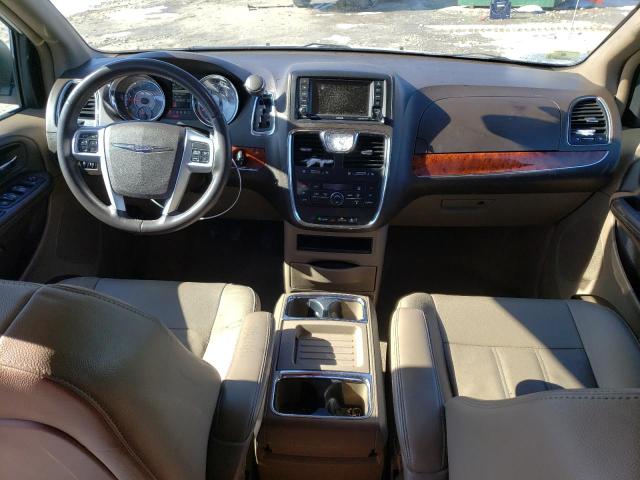 Photo 8 from auction – 2016 CHRYSLER TOWN & COU with VIN 2C4RC1BG5GR287477