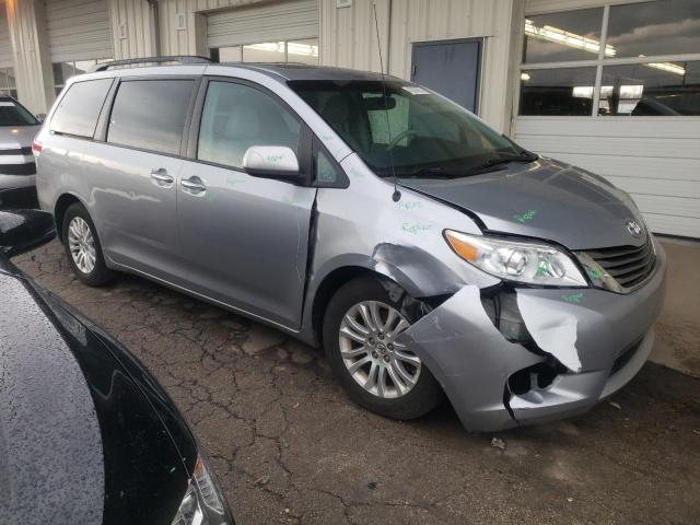 Photo 4 from auction – 2013 TOYOTA SIENNA XLE with VIN 5TDYK3DC8DS405030