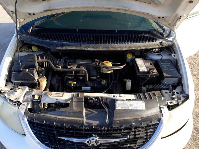 Photo 12 from auction – 2002 CHRYSLER TOWN & COU with VIN 2C4GP54L52R595335
