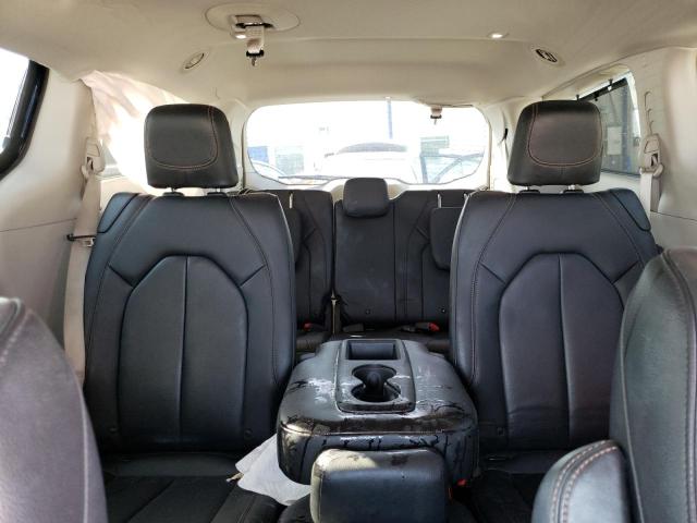 Photo 10 from auction – 2018 CHRYSLER PACIFICA T with VIN 2C4RC1BG1JR279688