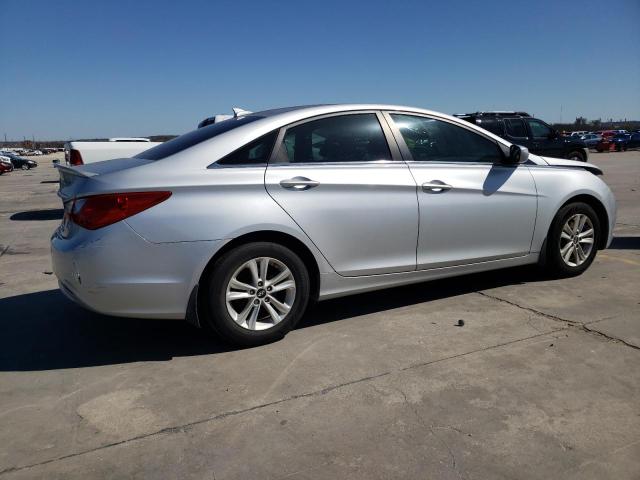 Photo 3 from auction – 2013 HYUNDAI SONATA GLS with VIN 5NPEB4AC3DH631673