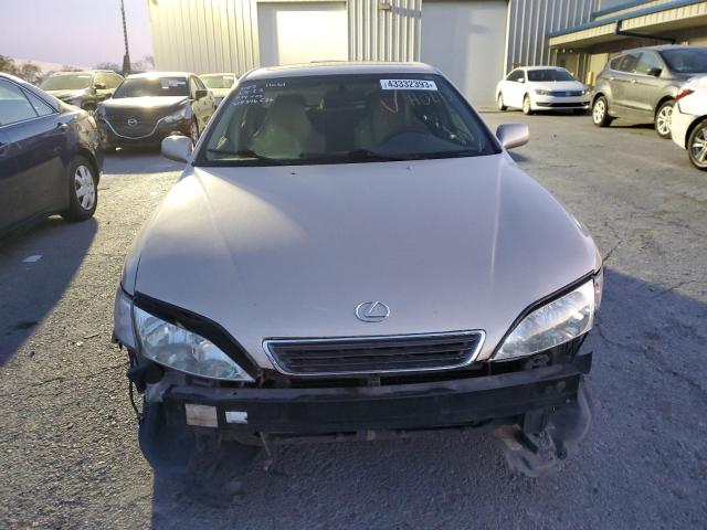 Photo 5 from auction – 1998 LEXUS ES 300 with VIN JT8BF28G1W5036486