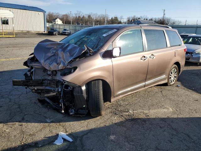 TOYOTA SIENNA XLE 2018 with VIN 5TDYZ3DC3JS965836 - Photo from auction