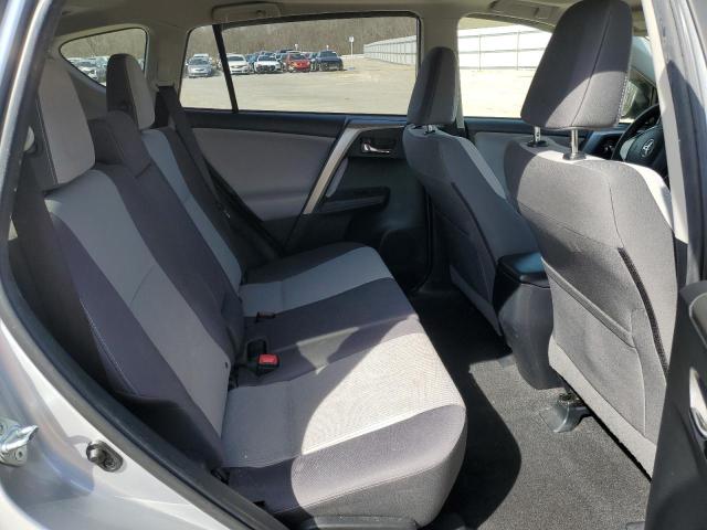 Photo 10 from auction – 2015 TOYOTA RAV4 XLE with VIN JTMWFREV6FD080228