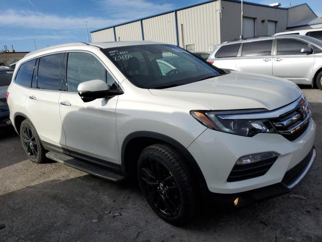 Photo 4 from auction – 2017 HONDA PILOT TOUR with VIN 5FNYF5H93HB048008