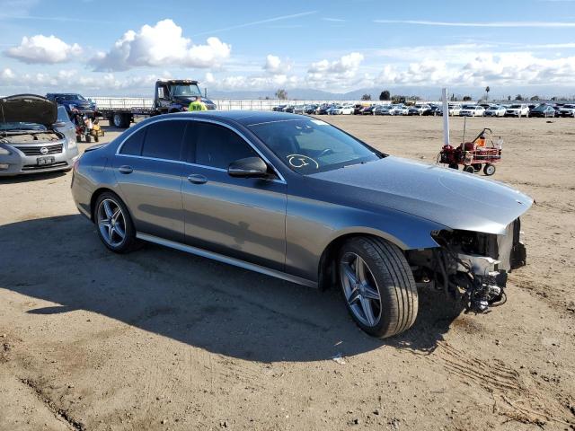 Photo 4 from auction – 2017 MERCEDES-BENZ E 300 with VIN WDDZF4JB6HA021444
