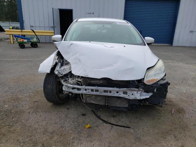 Photo 5 from auction – 2014 FORD FOCUS SE with VIN 1FADP3K2XEL400303
