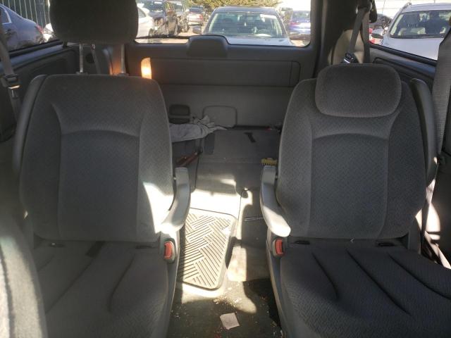 Photo 10 from auction – 2006 CHRYSLER TOWN & COU with VIN 2A4GP44R96R730847