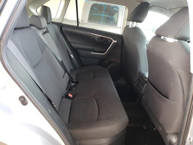 Photo 11 from auction – 2019 TOYOTA RAV4 LE with VIN 2T3MWRFV2KW031742