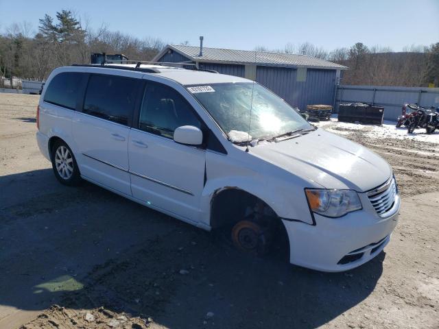 Photo 4 from auction – 2016 CHRYSLER TOWN & COU with VIN 2C4RC1BG5GR287477