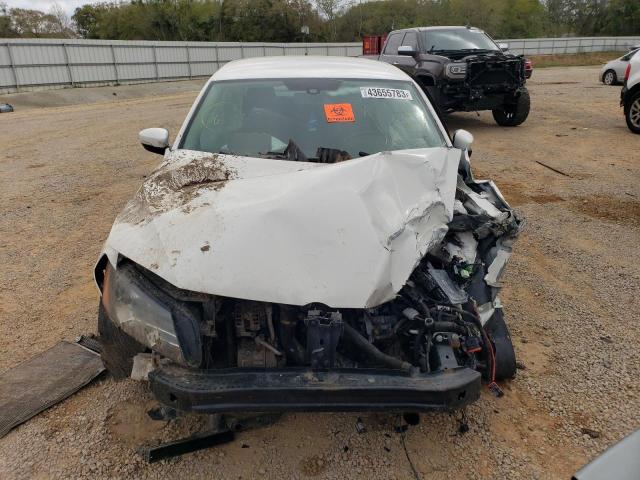 Photo 5 from auction – 2015 VOLKSWAGEN PASSAT S with VIN 1VWAT7A36FC002045