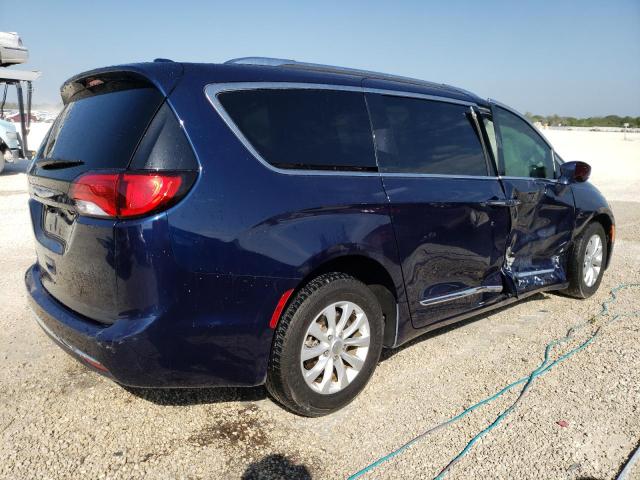 Photo 3 from auction – 2018 CHRYSLER PACIFICA T with VIN 2C4RC1BG1JR279688