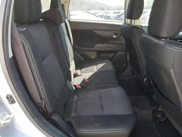 Photo 11 from auction – 2017 MITSUBISHI OUTLANDER with VIN JA4AD2A36HZ038556