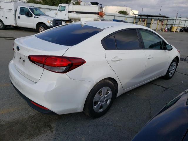 Photo 3 from auction – 2017 KIA FORTE LX with VIN 3KPFK4A76HE016780