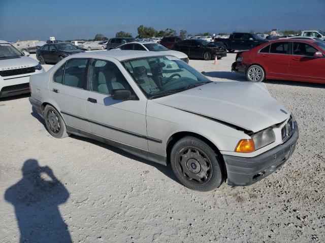 Photo 4 from auction – 1994 BMW 318 I AUTO with VIN WBACA6328RFK63435