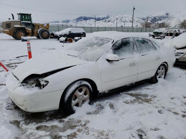 FORD TAURUS SES 2000 with VIN 1FAFP55UXYA131379 - Photo from auction