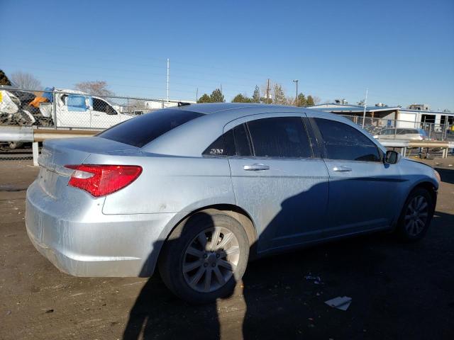 Photo 3 from auction – 2013 CHRYSLER 200 TOURIN with VIN 1C3CCBBB3DN595664