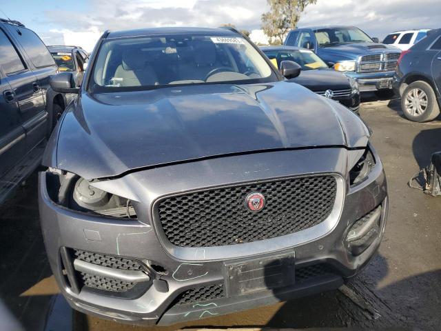 Photo 5 from auction – 2017 JAGUAR F-PACE R - with VIN SADCL2BV9HA074620
