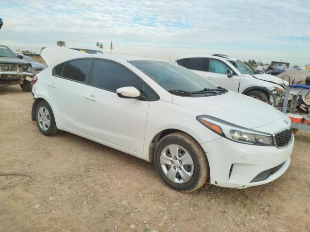 Photo 4 from auction – 2018 KIA FORTE LX with VIN 3KPFK4A78JE176181