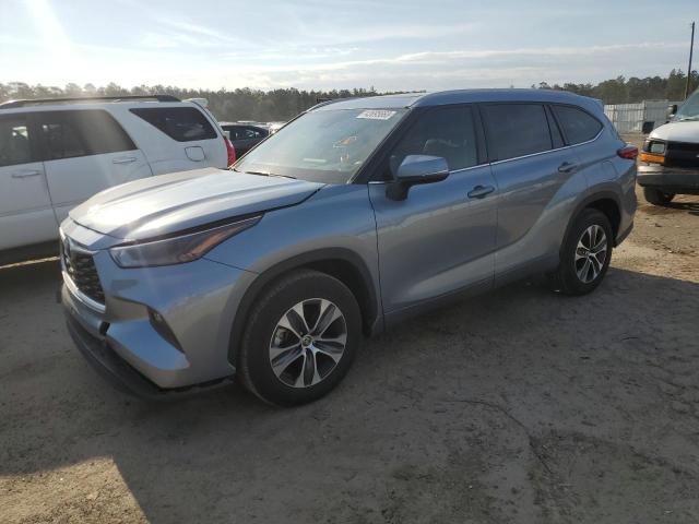 TOYOTA HIGHLANDER 2022 with VIN 5TDGZRAH4NS108719 - Photo from auction