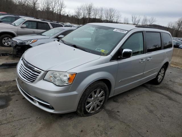 CHRYSLER TOWN & COU 2012 with VIN 2C4RC1CG2CR125332 - Photo from auction