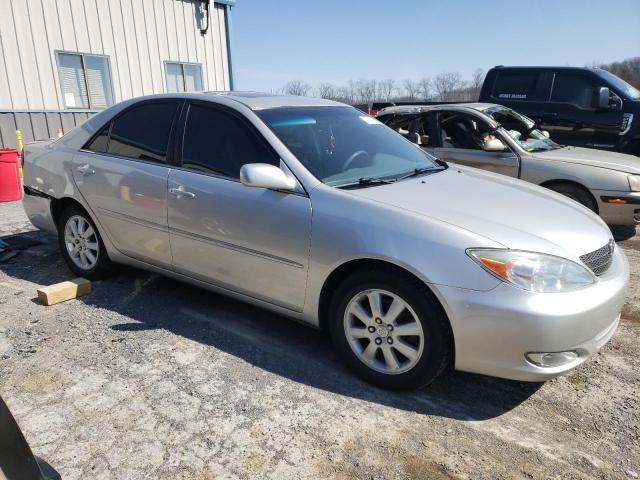 Photo 4 from auction – 2004 TOYOTA CAMRY LE with VIN 4T1BF30K64U071711