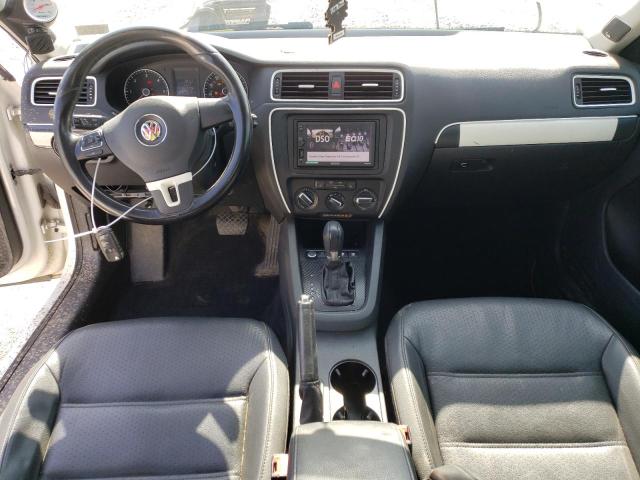Photo 8 from auction – 2014 VOLKSWAGEN JETTA TDI with VIN 3VWLL7AJ2EM361073