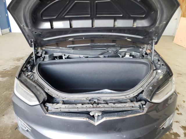 Photo 12 from auction – 2017 TESLA MODEL X with VIN 5YJXCAE29HF075167