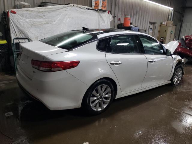 Photo 3 from auction – 2017 KIA OPTIMA EX with VIN 5XXGU4L34HG160022